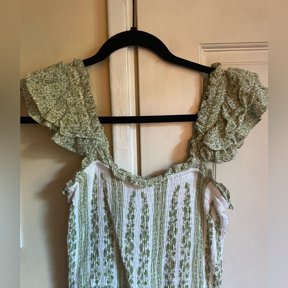 SIM and SAM size M jumpsuit with loose legs and form fitting chest. Worn once